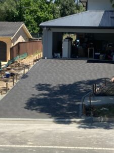 New hand cove finish charcoal driveway Lower Blue Mountains